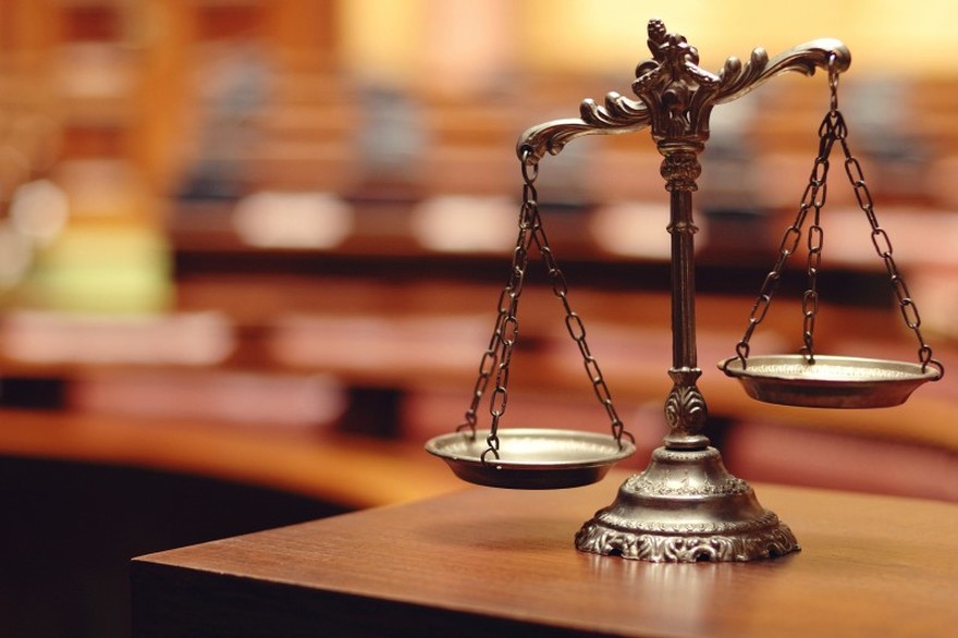 7773539654_la-balance-de-la-justice