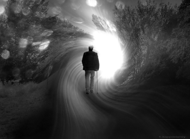 a-MORT-NUMERIQUE-640x468